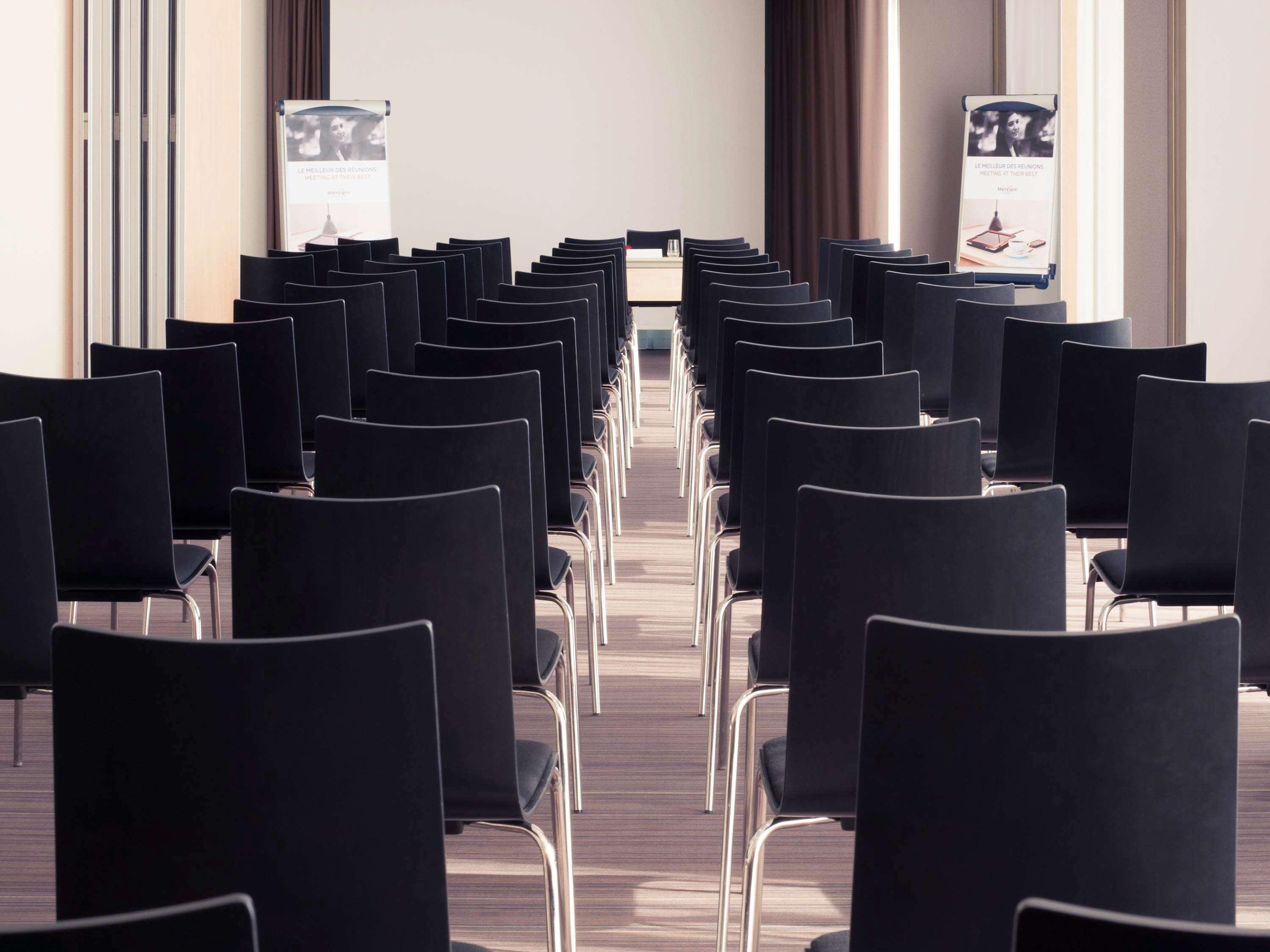 Mercure Hotel Brussels Airport Diegem Esterno foto