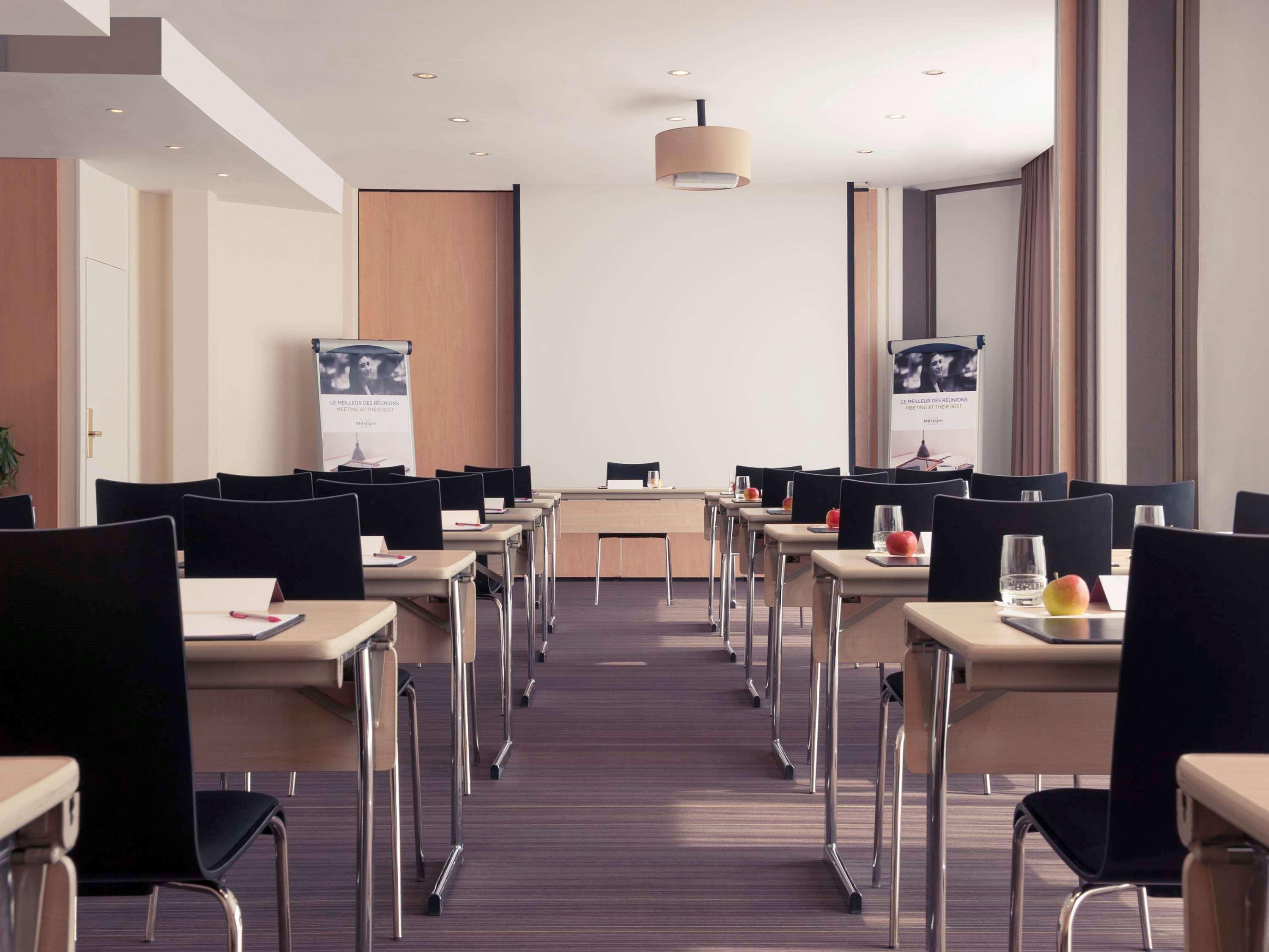 Mercure Hotel Brussels Airport Diegem Esterno foto