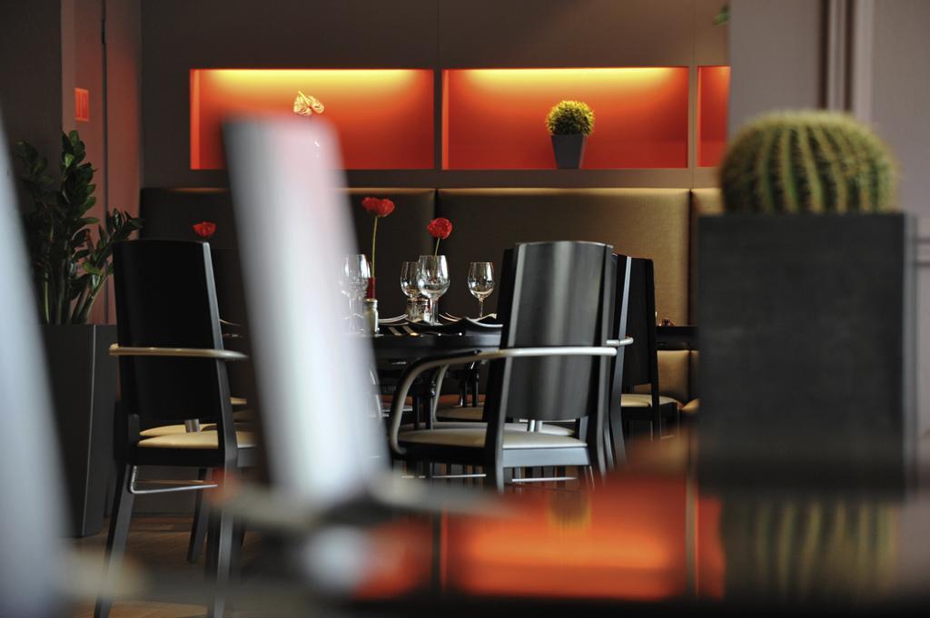 Mercure Hotel Brussels Airport Diegem Esterno foto