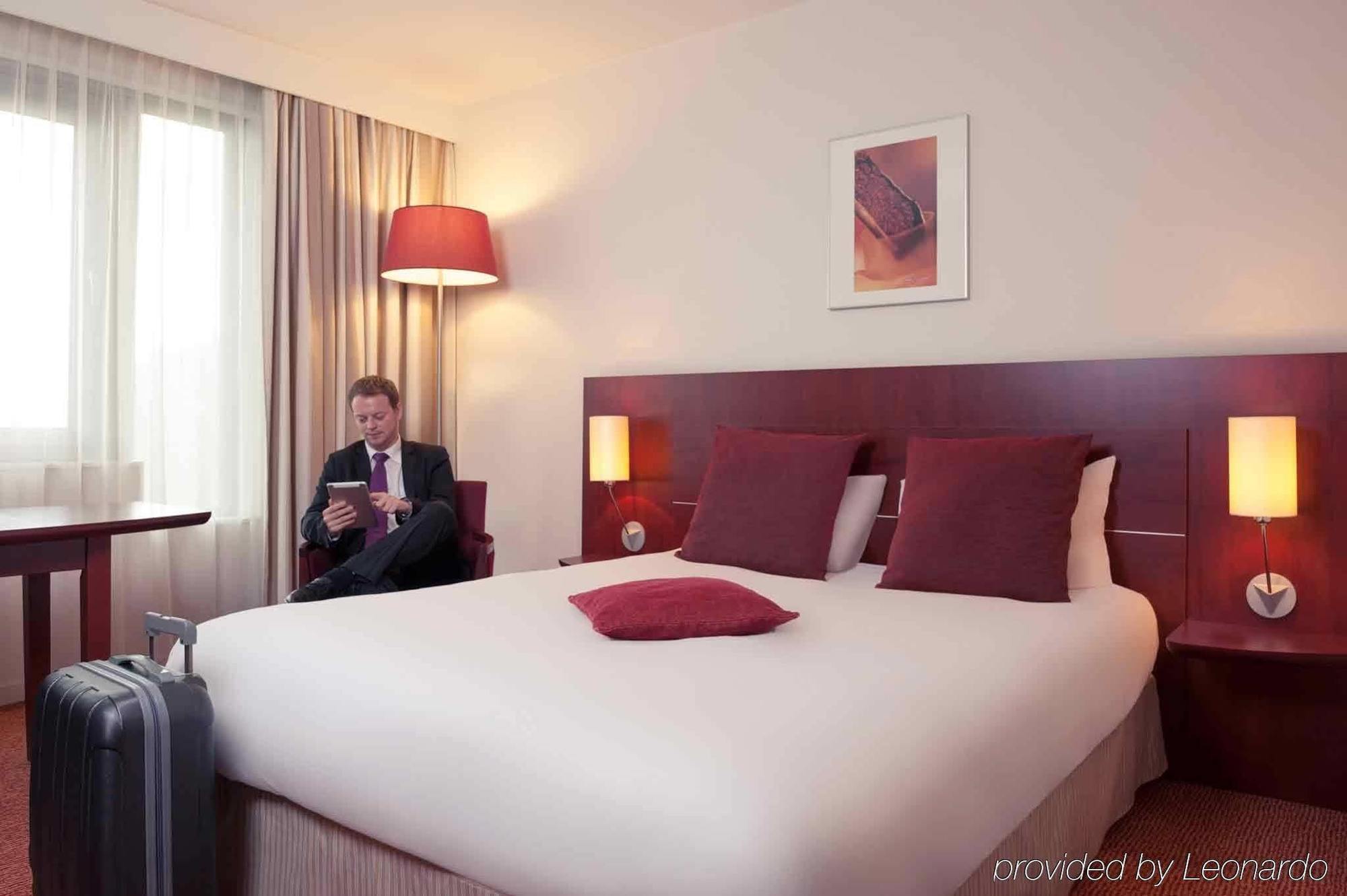 Mercure Hotel Brussels Airport Diegem Esterno foto