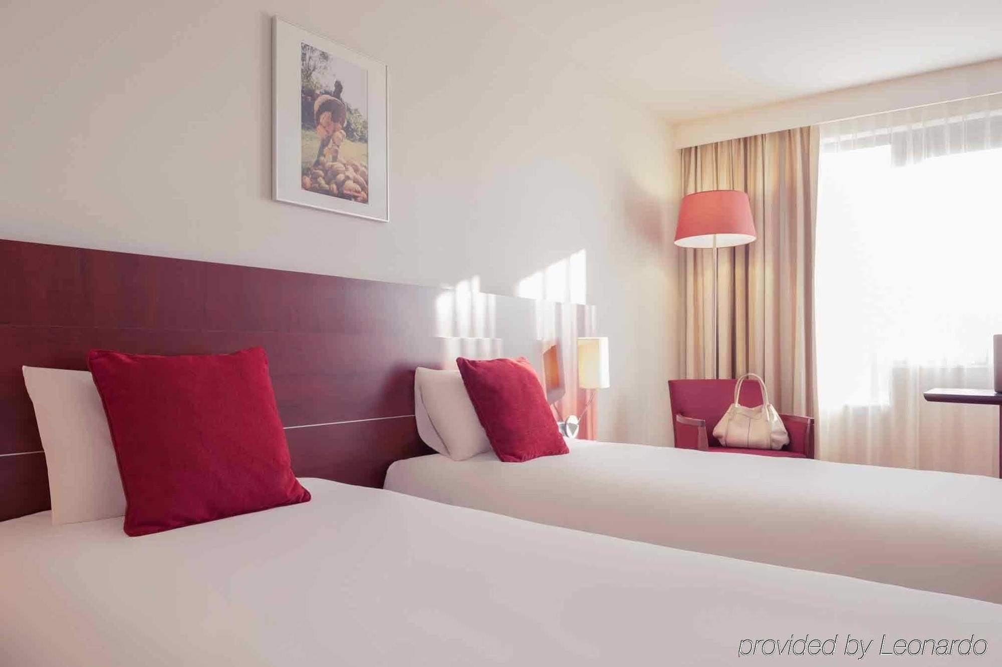 Mercure Hotel Brussels Airport Diegem Esterno foto